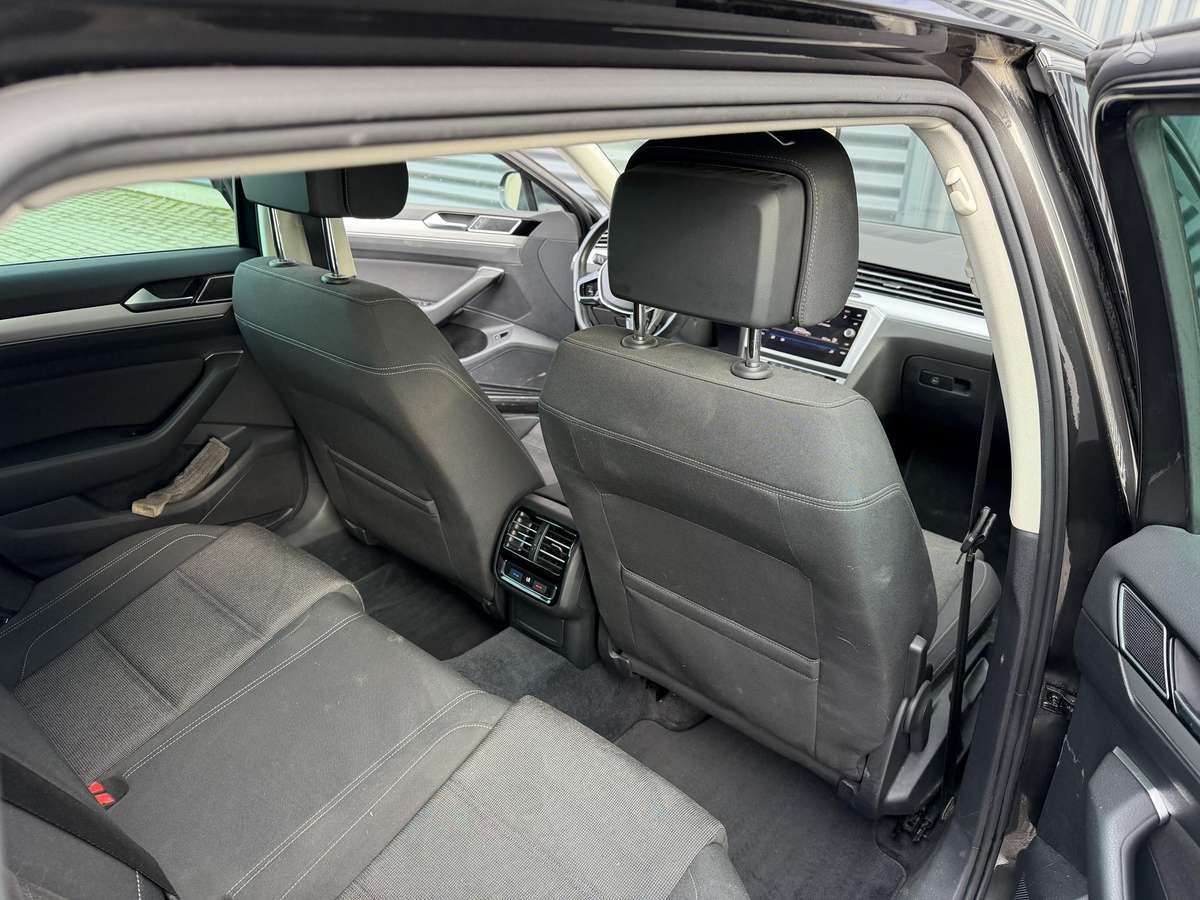 Volkswagen Passat, 2.0 l., Универсал