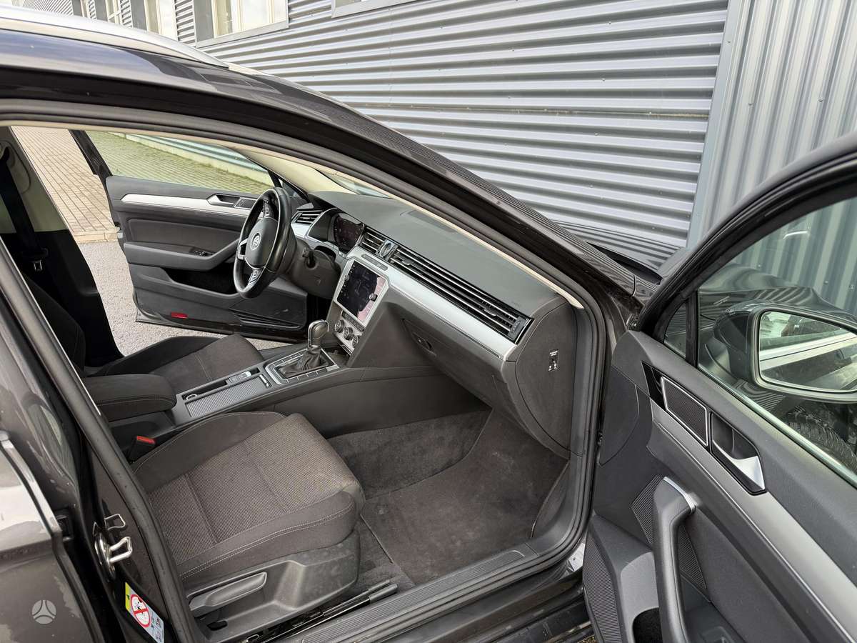 Volkswagen Passat, 2.0 l., Универсал