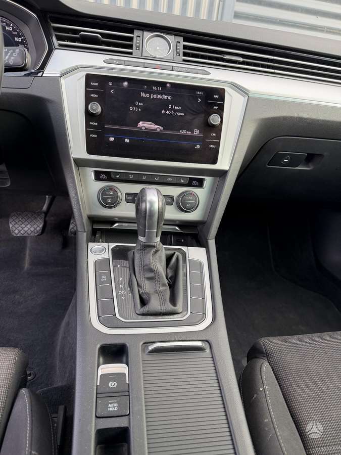 Volkswagen Passat, 2.0 l., Универсал
