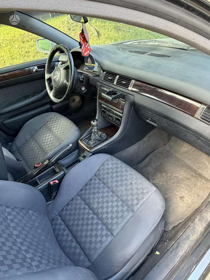 Audi A6, 1.8 l., Седан