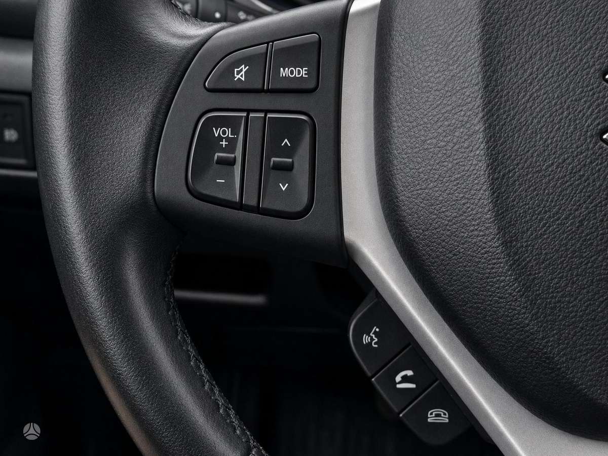 Suzuki Vitara - 10