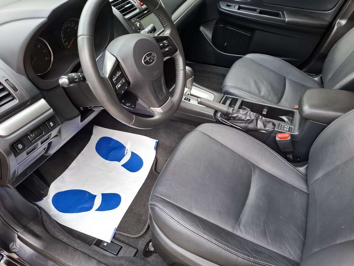 Subaru XV, 2.0 l., Хэтчбек
