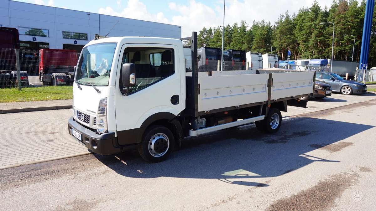 Nissan Cabstar, бортовые