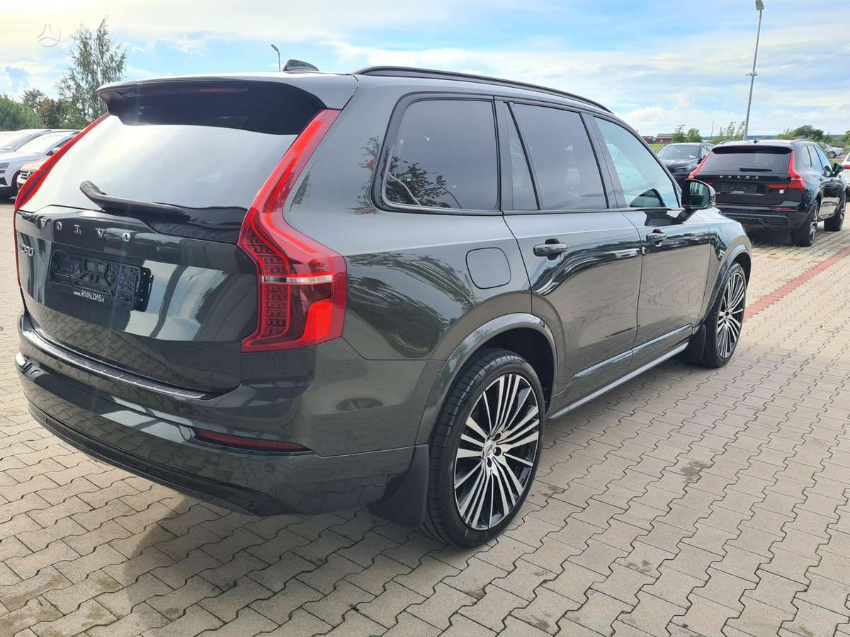 Volvo XC90 - 8
