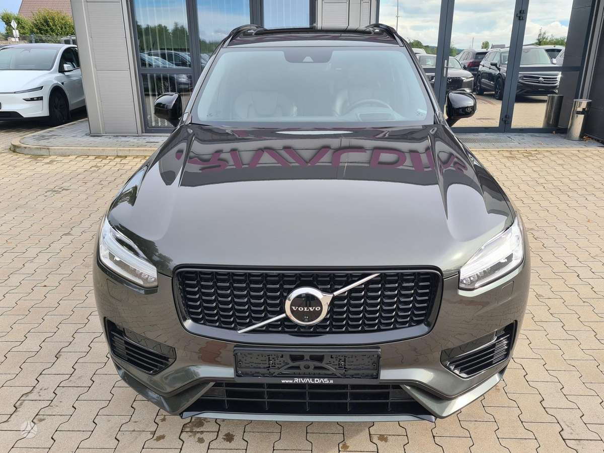 Volvo XC90 - 9