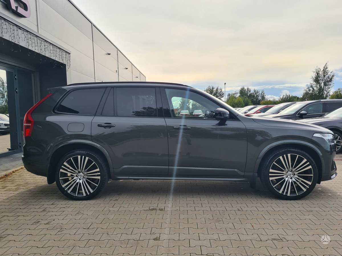 Volvo XC90 - 4