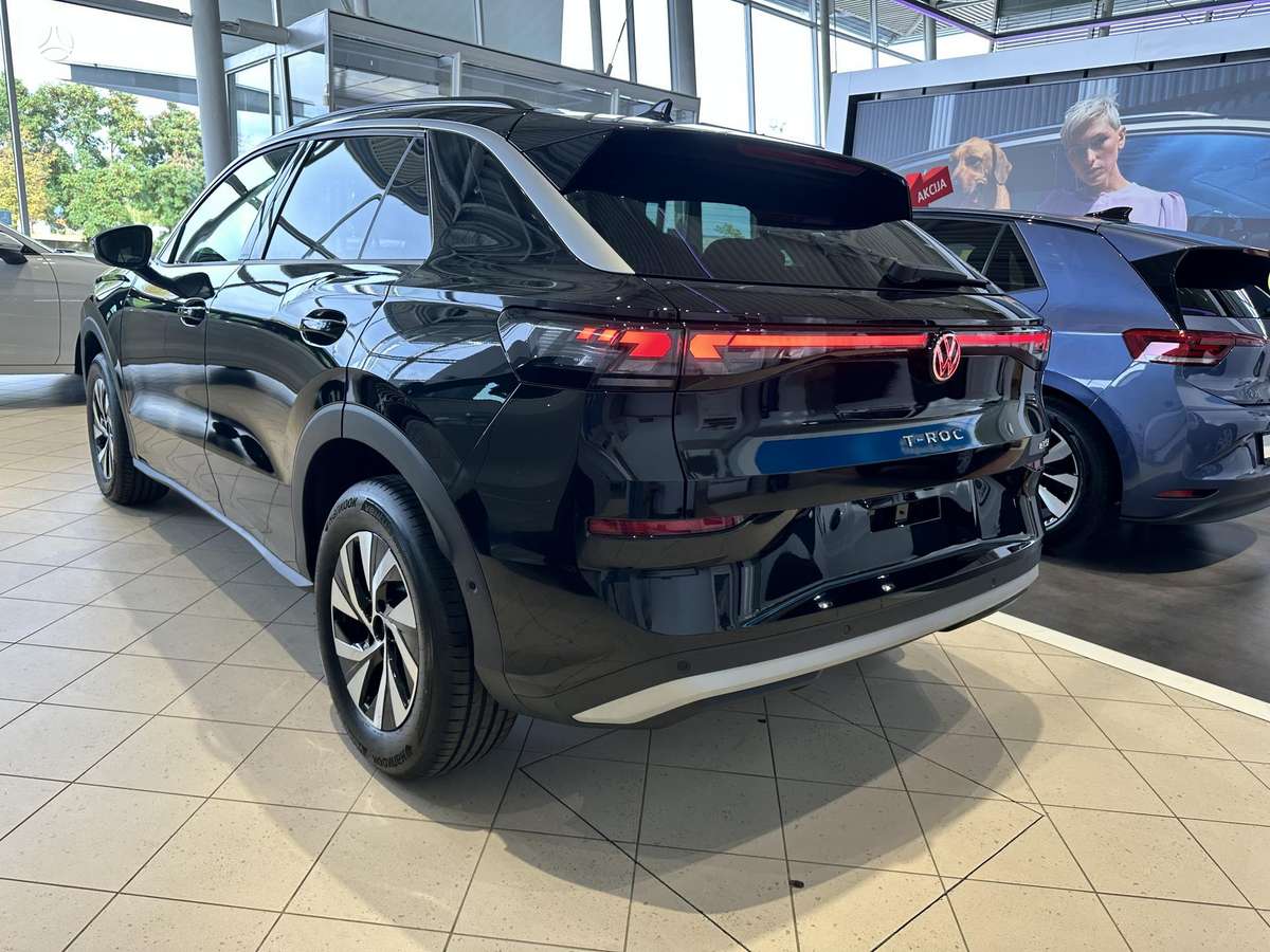 Volkswagen T-Roc - 4
