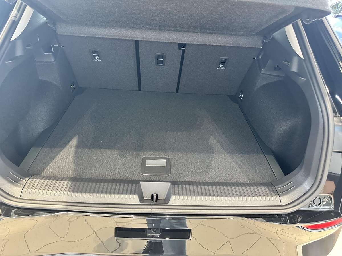 Volkswagen T-Roc - 5