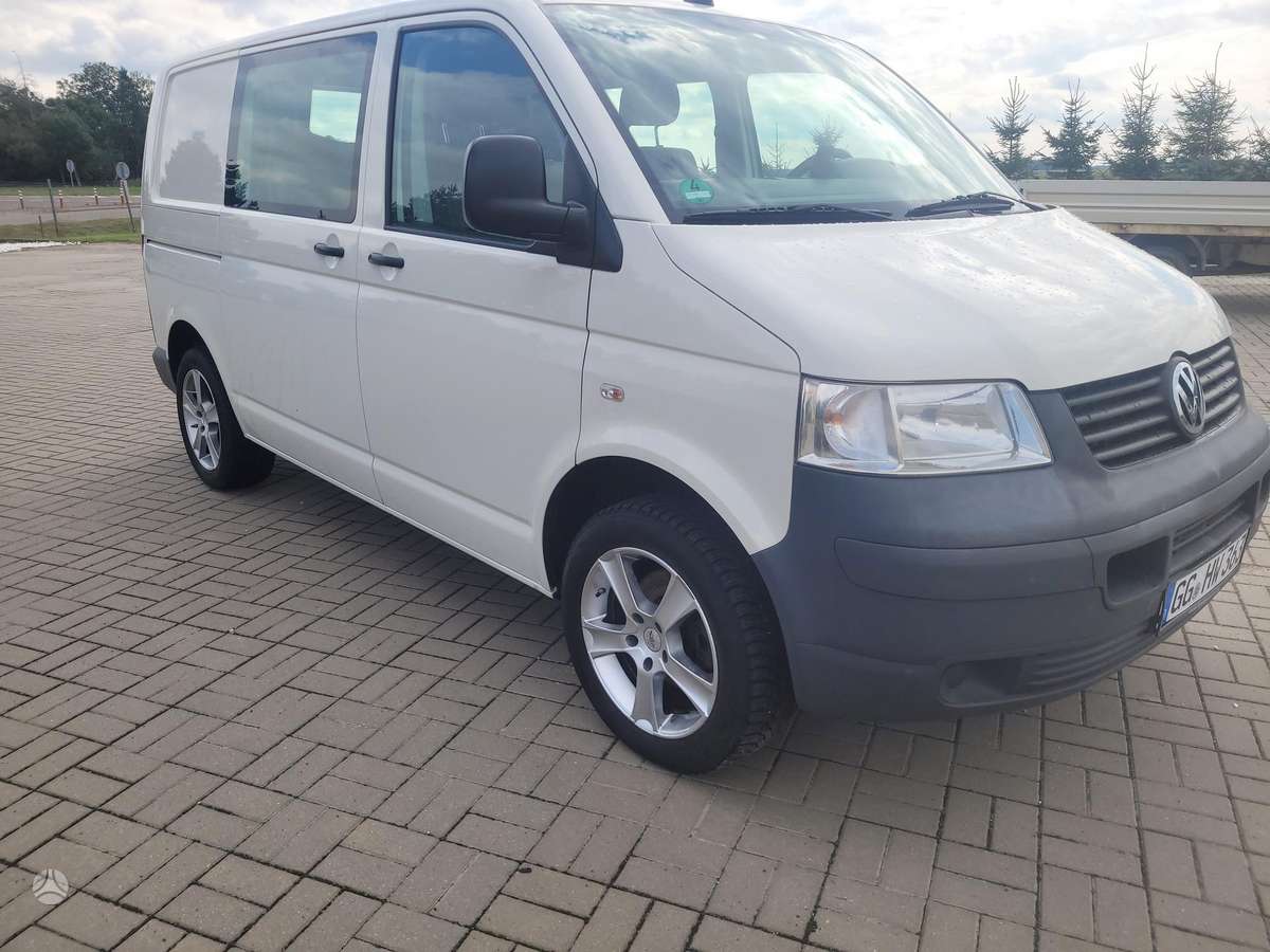 Volkswagen Transporter - 2