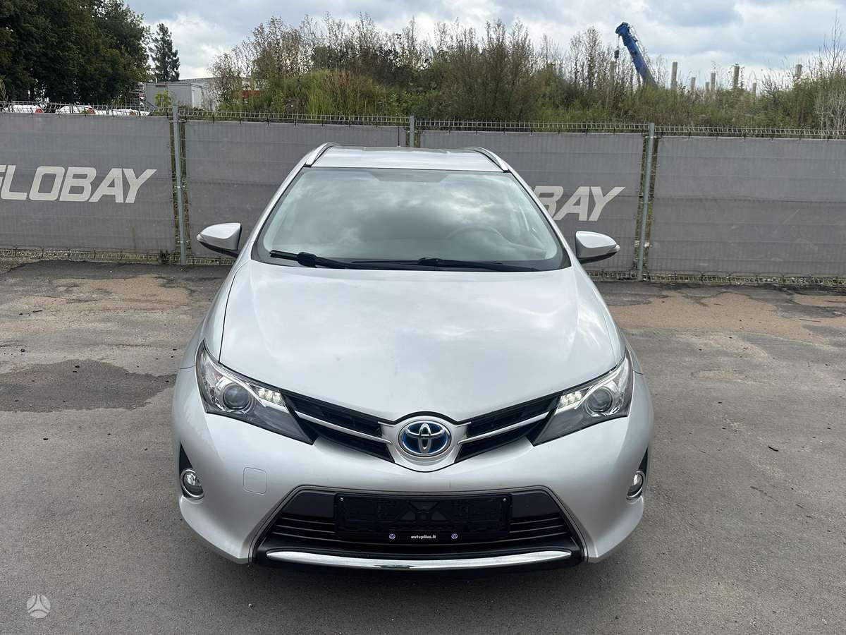Toyota Auris - 2