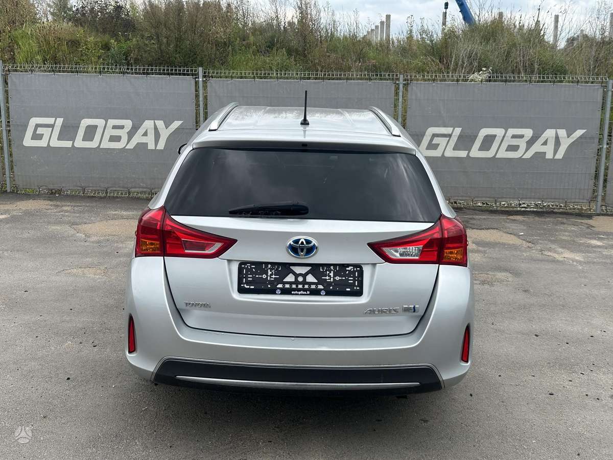 Toyota Auris - 5