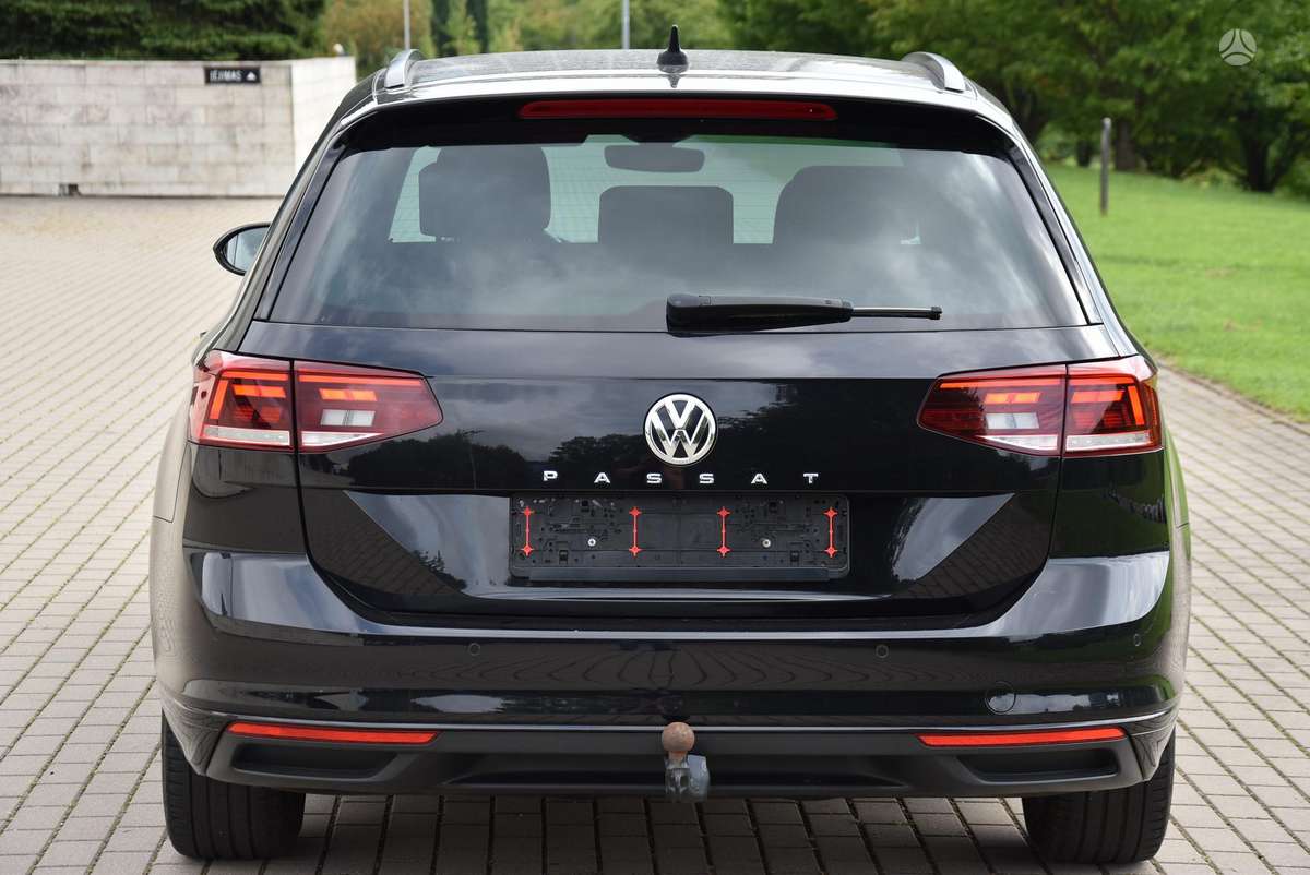 Volkswagen Passat - 4