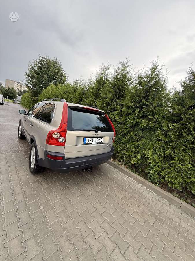 Volvo XC90 - 3