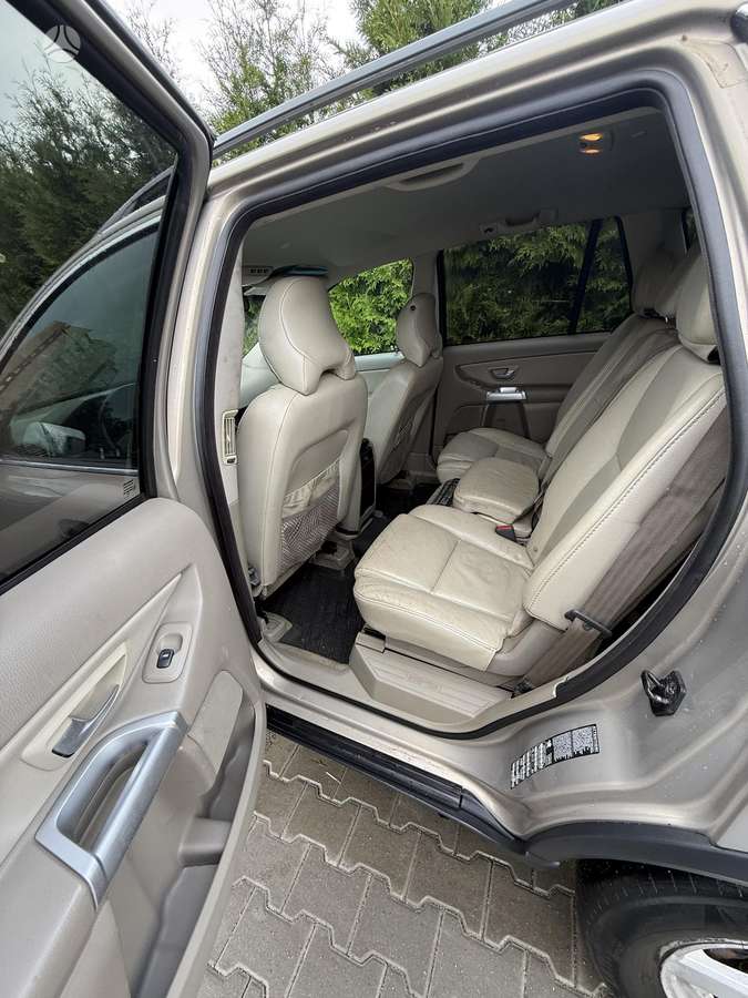 Volvo XC90 - 4