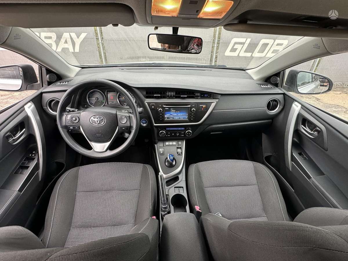Toyota Auris - 7