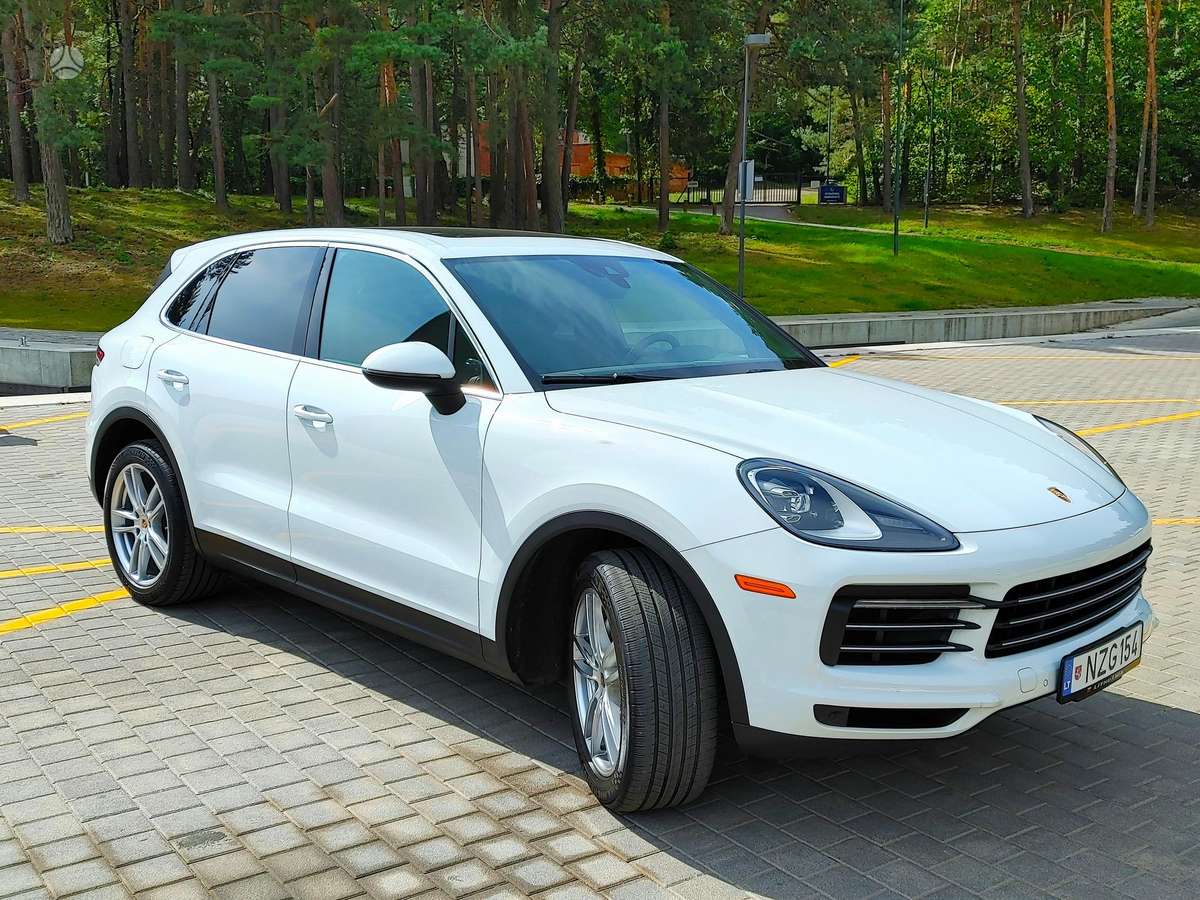 Porsche Cayenne - 4
