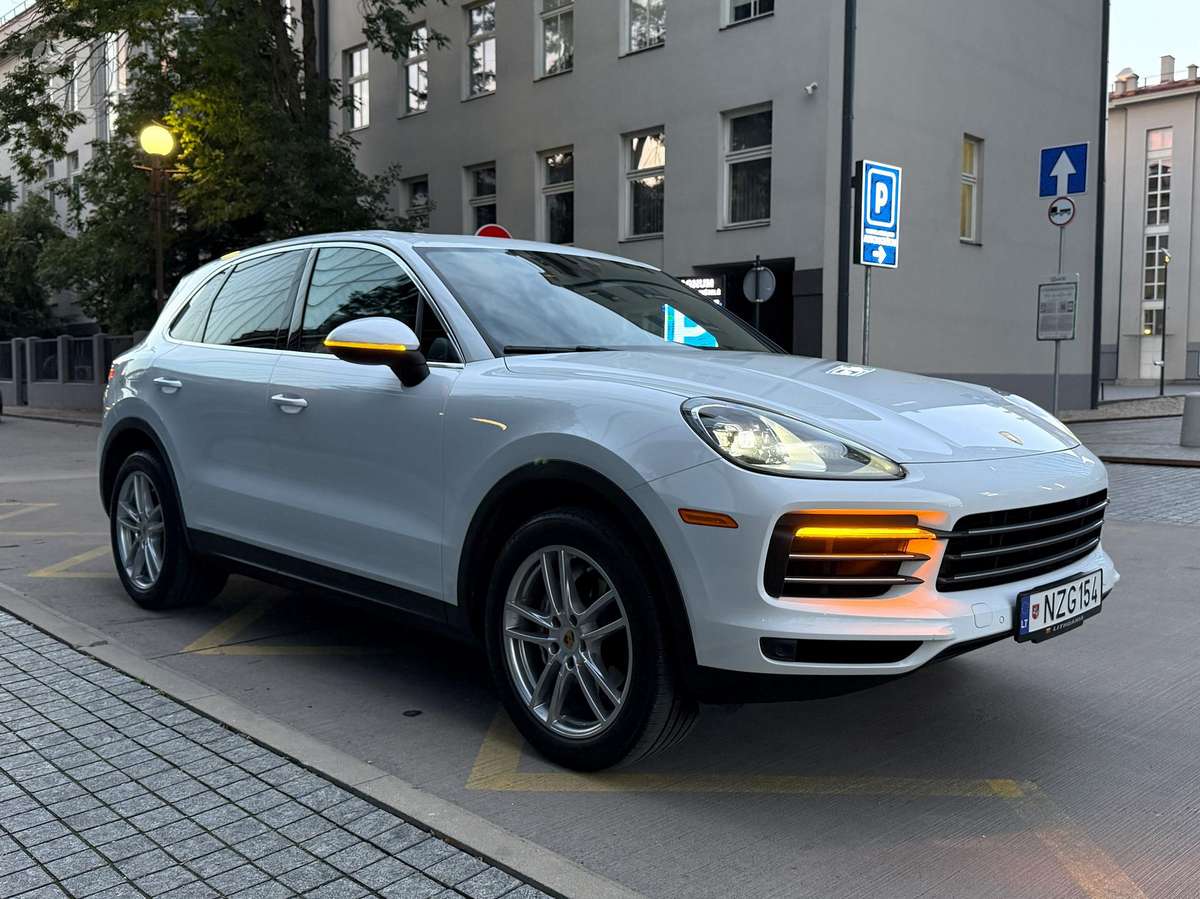 Porsche Cayenne - 6