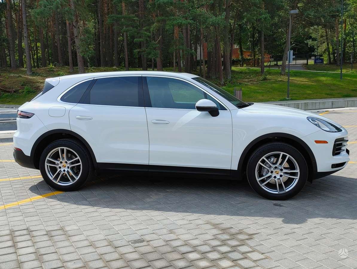 Porsche Cayenne - 7