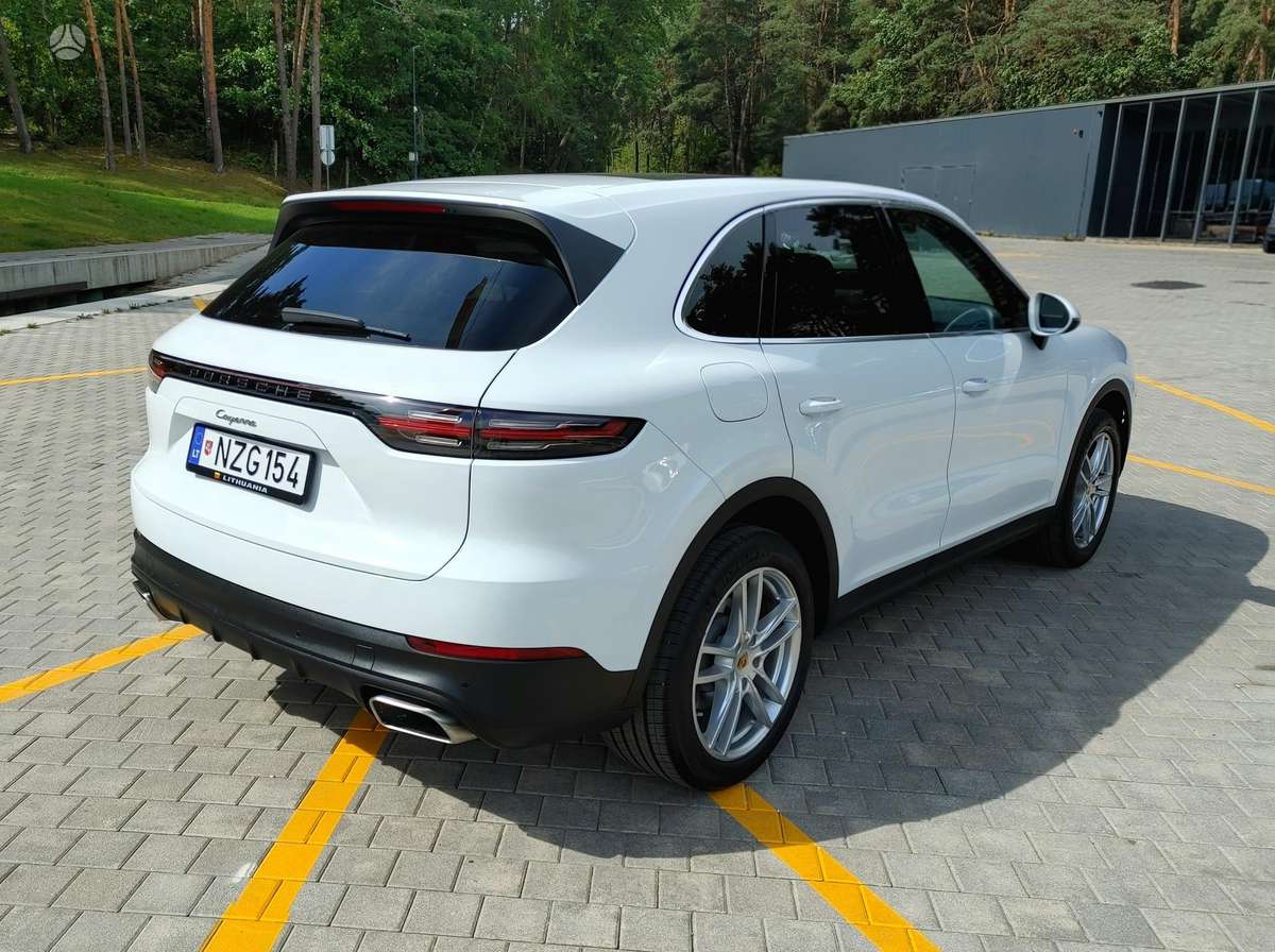 Porsche Cayenne - 10