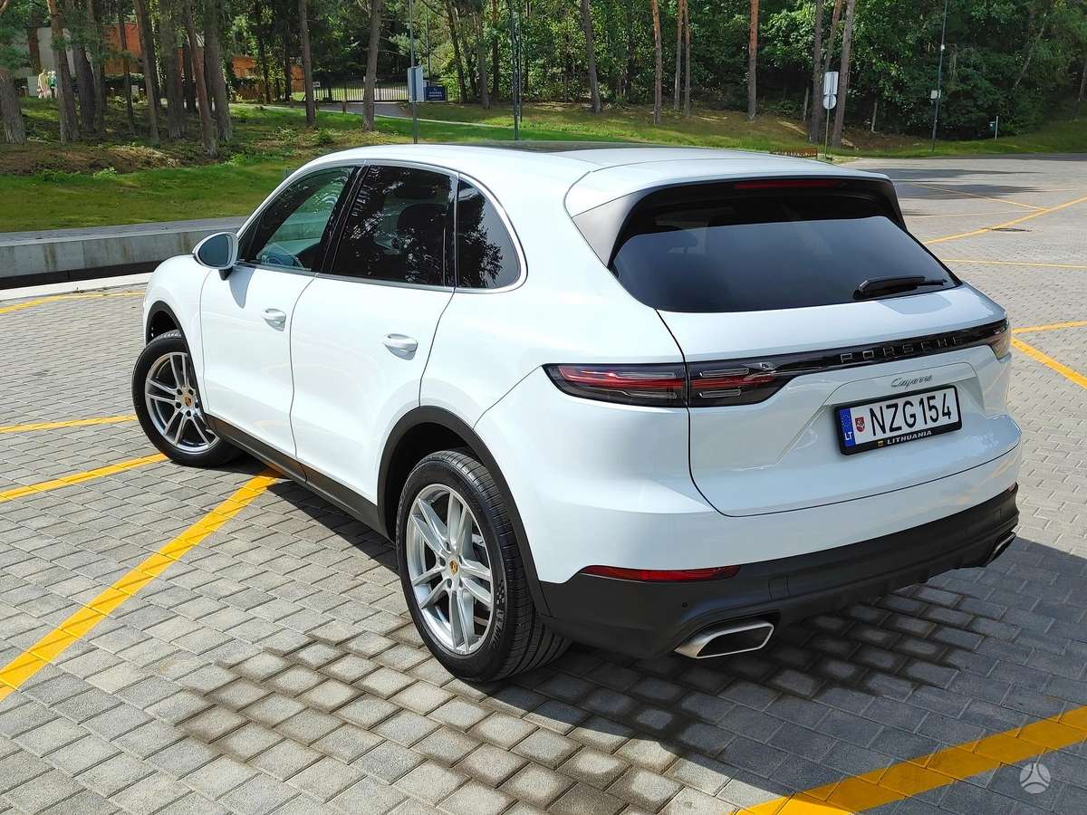 Porsche Cayenne - 12