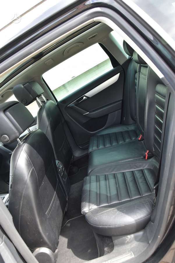 Volkswagen Passat, 2.0 l., Универсал