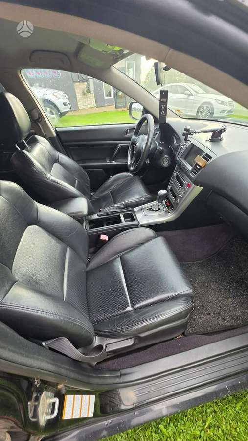 Subaru Legacy - 5
