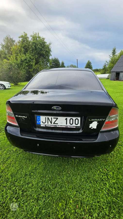 Subaru Legacy - 10