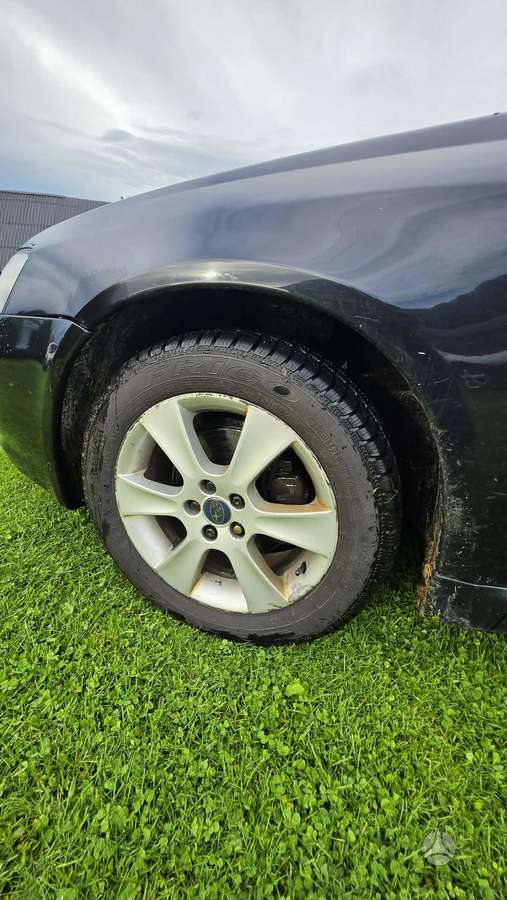 Subaru Legacy - 12