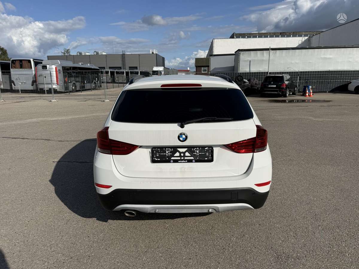 BMW X1, 2.0 l., hatchback