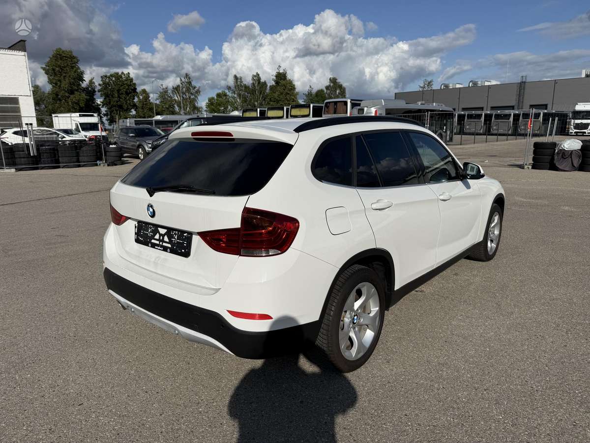 BMW X1, 2.0 l., Хэтчбек