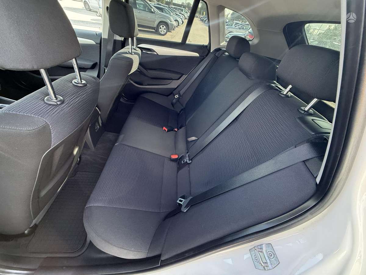 BMW X1, 2.0 l., Хэтчбек