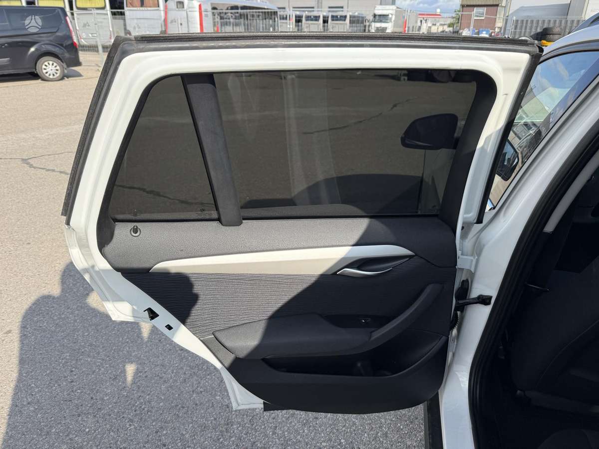 BMW X1, 2.0 l., Хэтчбек