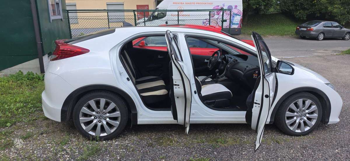 Honda Civic, 1.3 l., Хэтчбек