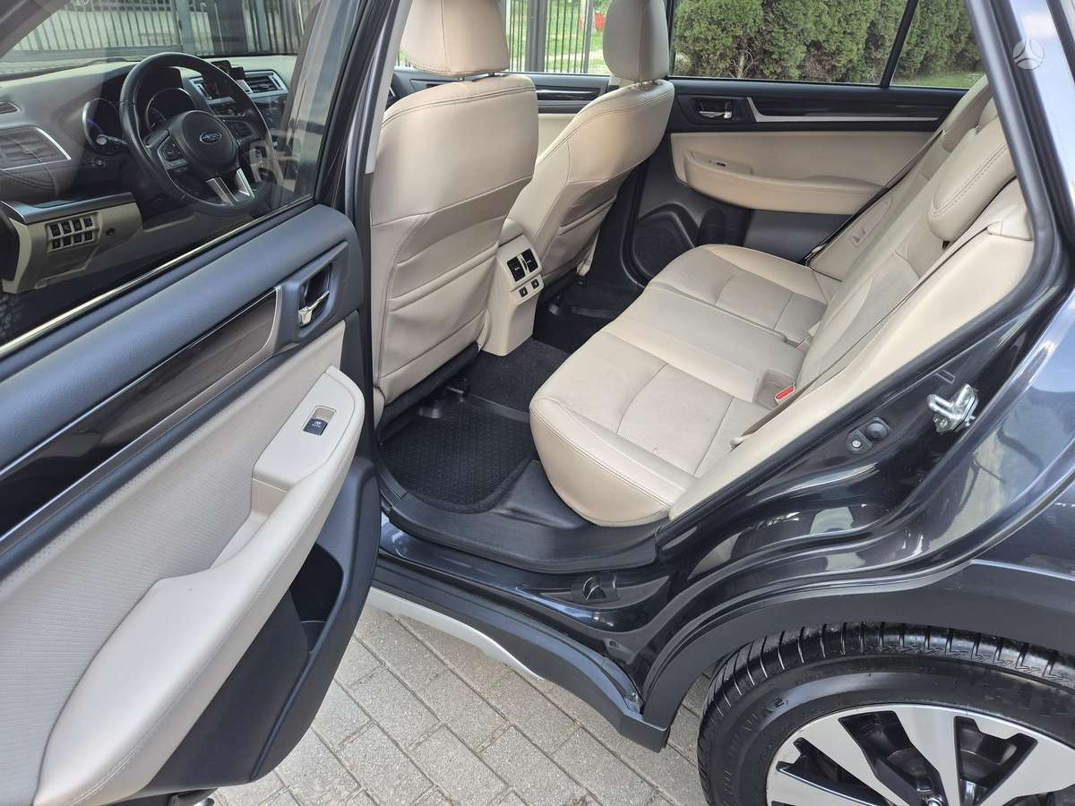 Subaru Outback, 2.0 l., off-road / crossover