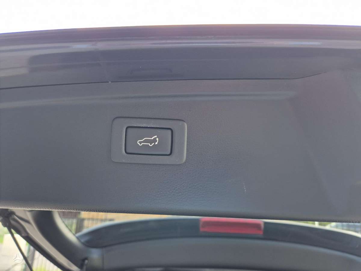 Subaru Outback, 2.0 l., off-road / crossover
