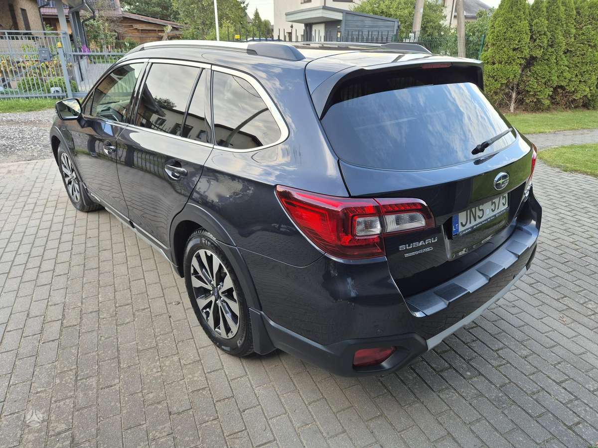Subaru Outback, 2.0 l., off-road / crossover
