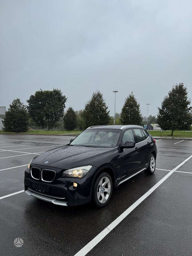 BMW X1, 2.0 l., Хэтчбек