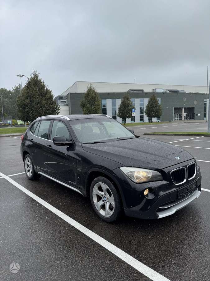 BMW X1, 2.0 l., Хэтчбек