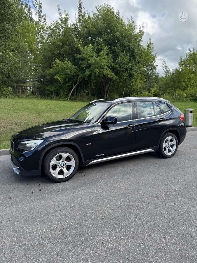BMW X1, 2.0 l., Хэтчбек
