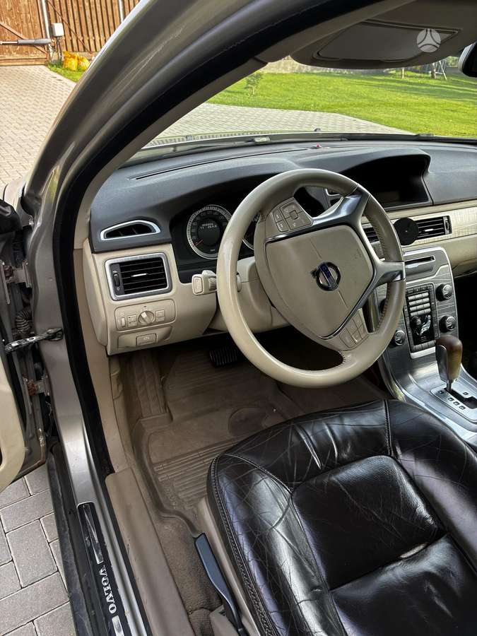 Volvo XC70, 2.4 l., Универсал