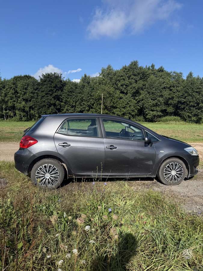 Toyota Auris, hatchback