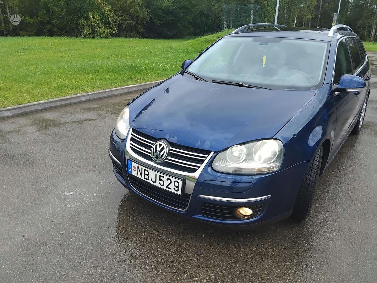Volkswagen Golf - 5