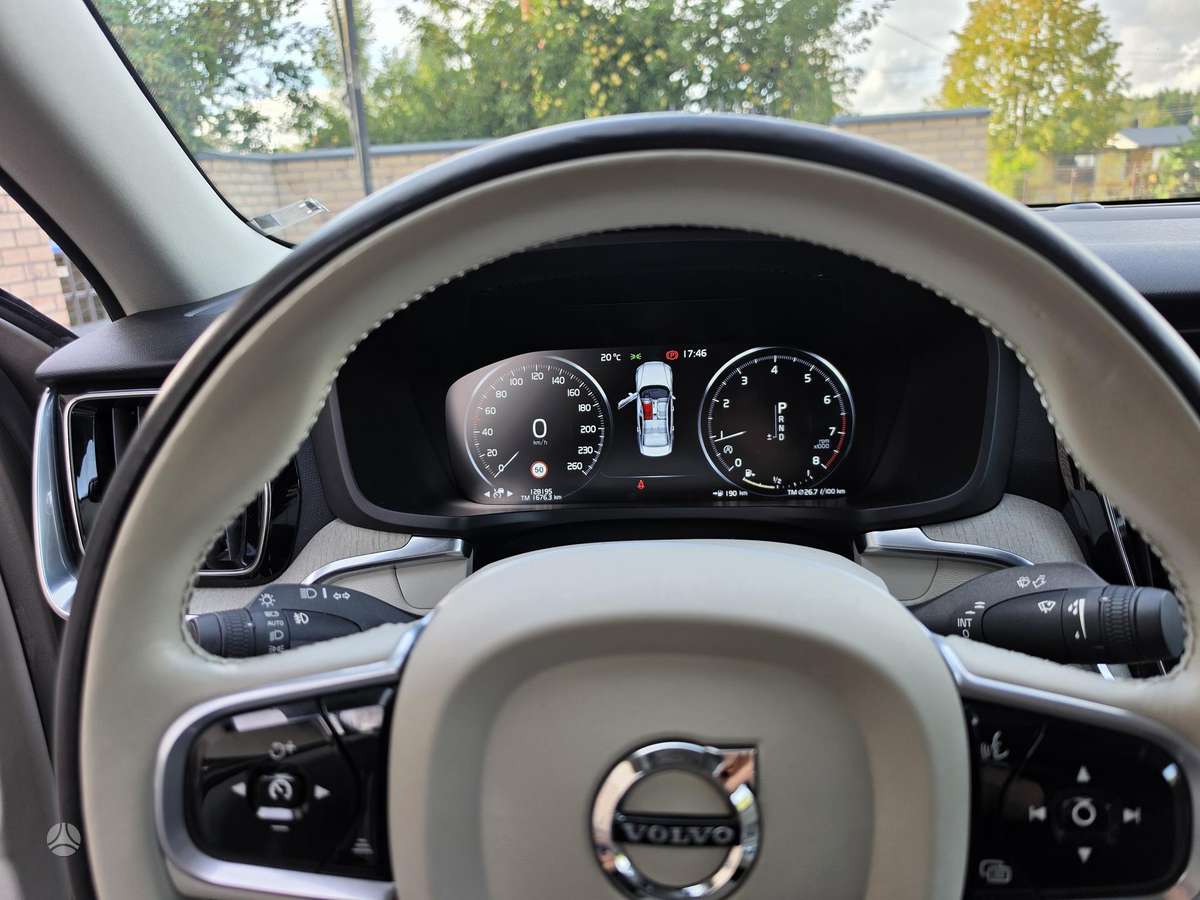 Volvo S60, 2.0 l., Седан