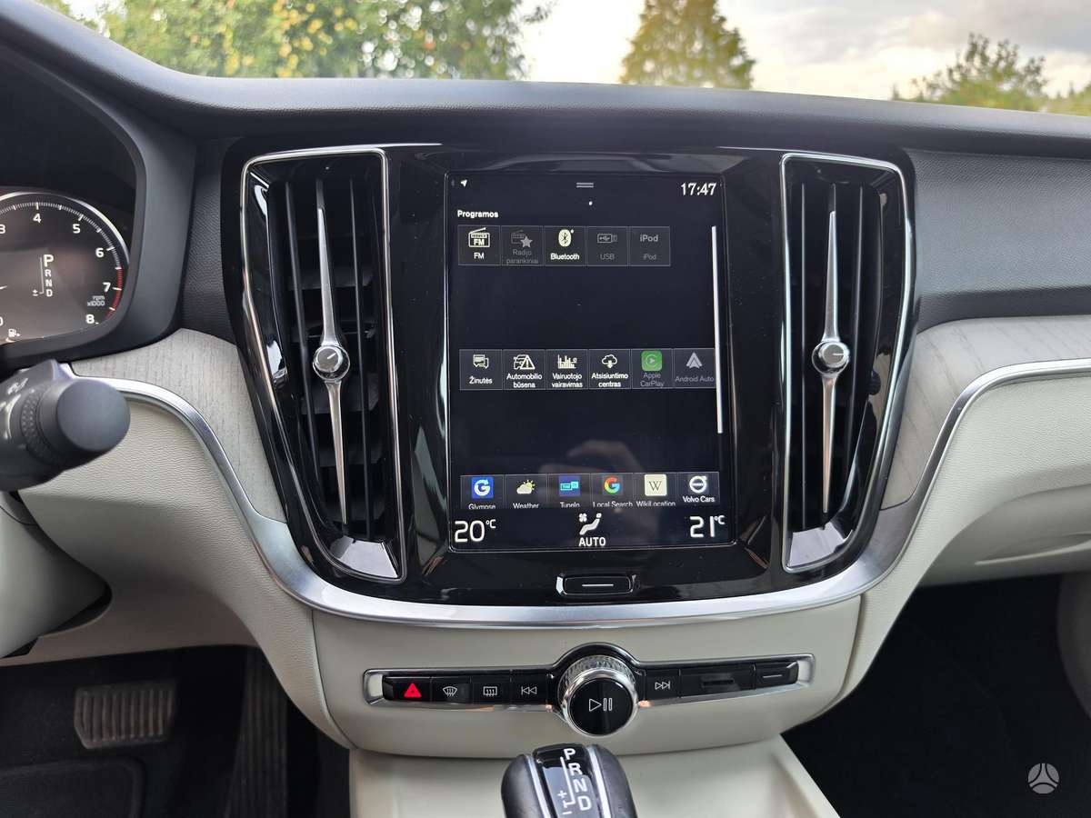 Volvo S60, 2.0 l., Седан
