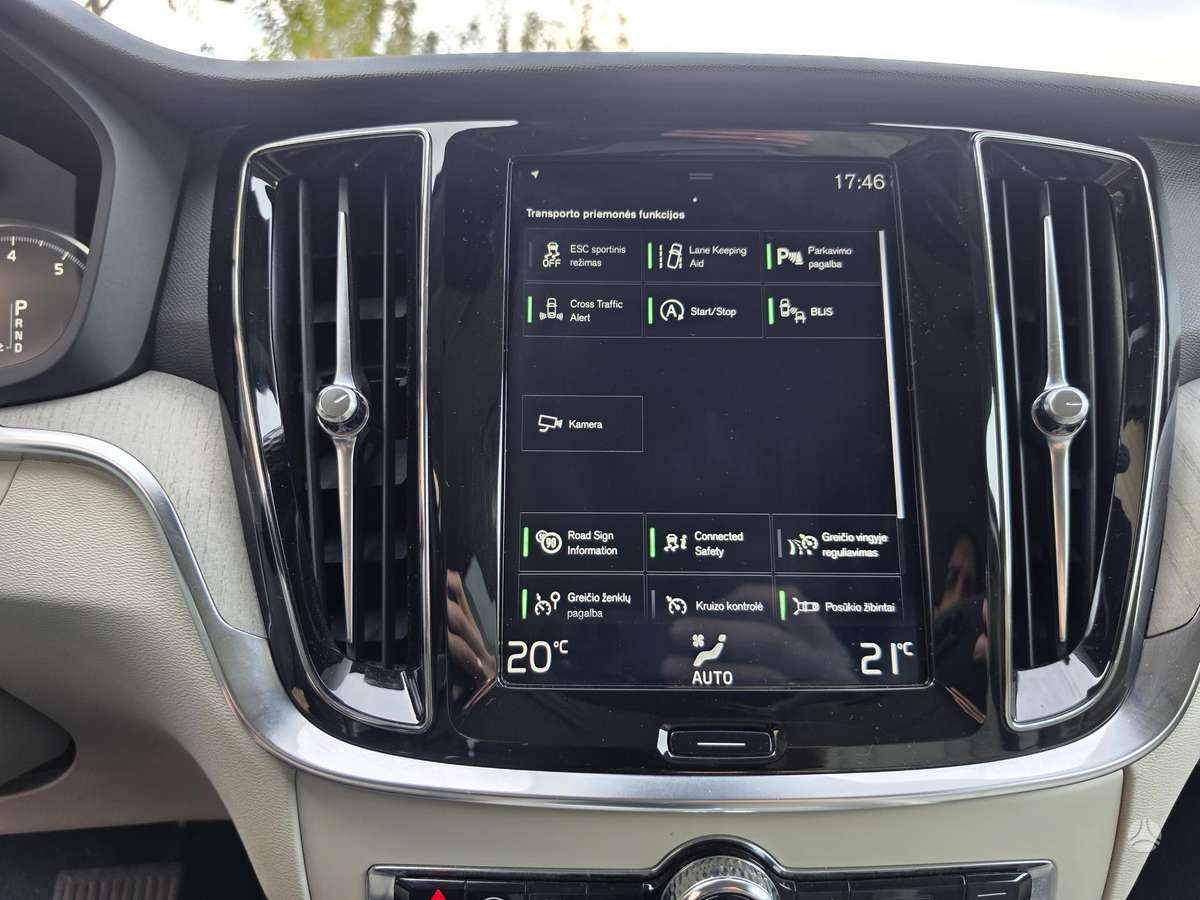 Volvo S60, 2.0 l., Седан