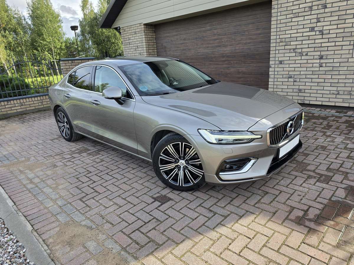 Volvo S60, 2.0 l., Седан