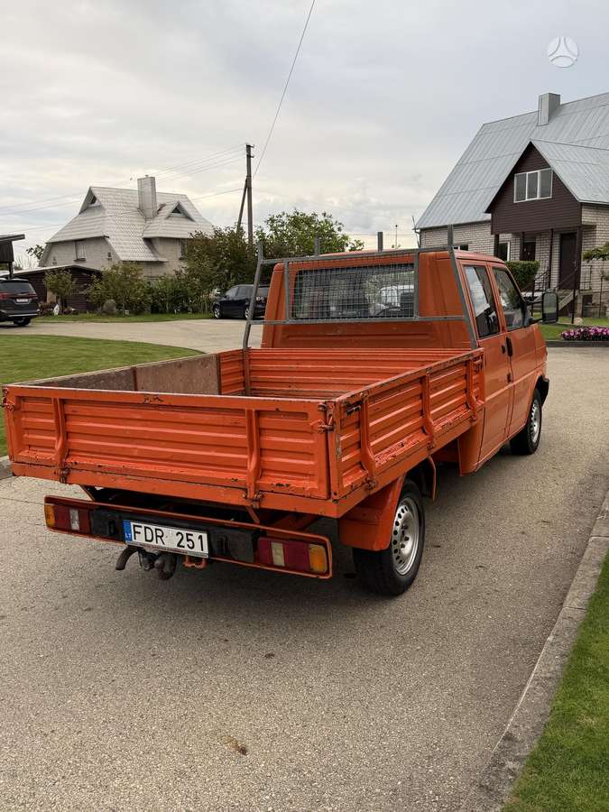Volkswagen Transporter - 3