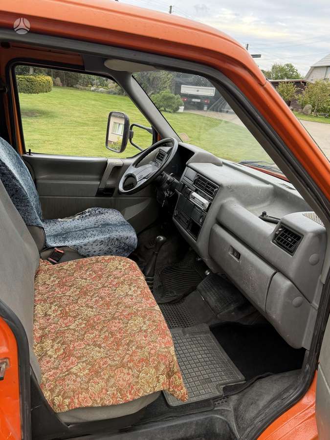 Volkswagen Transporter - 8
