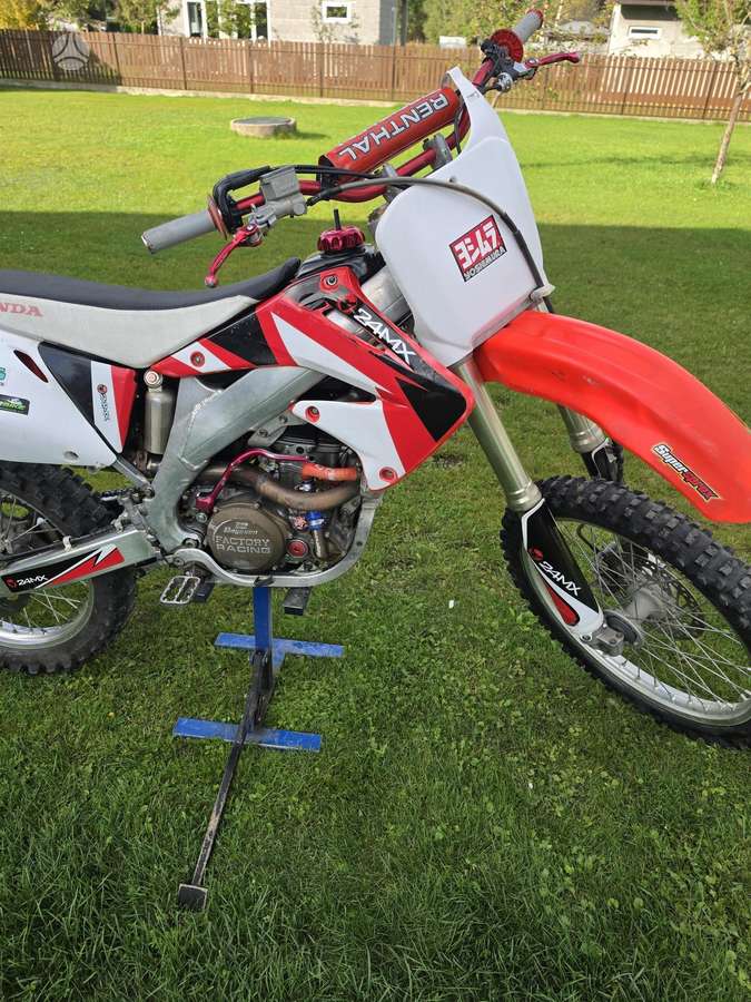 Honda CRF 450cc, krosiniai