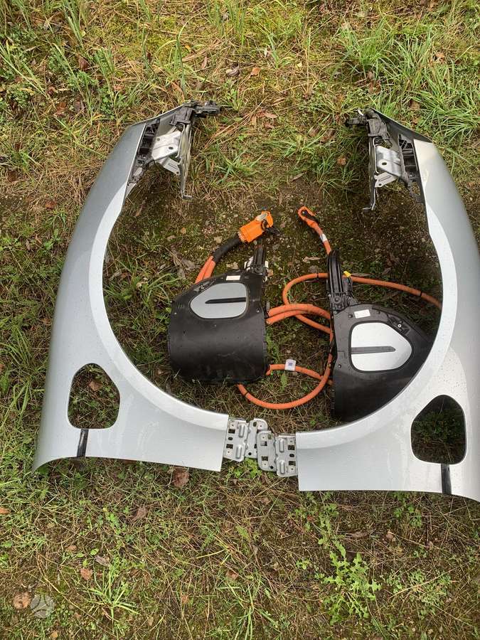 Porsche Taycan kėbulo dalys